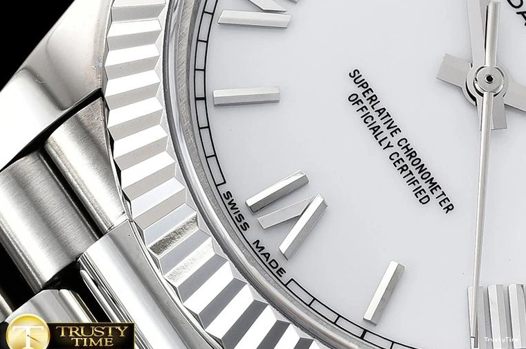 0405 Breathable RDD0218B – DayDate 40mm 689